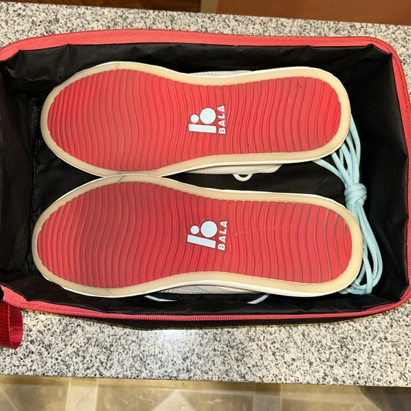 BALA Women’s Twelves sneaker - Picture 2 of 6